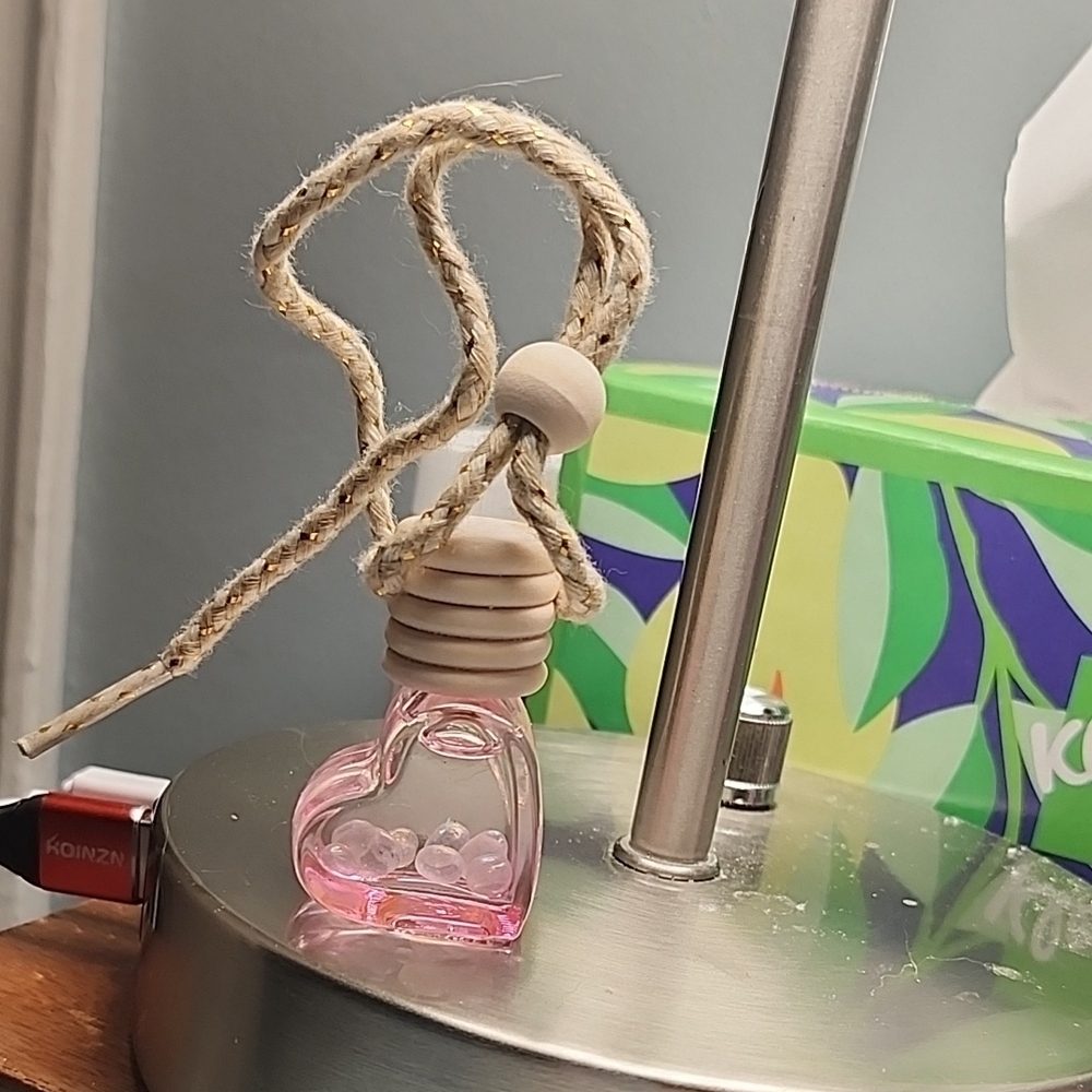 Heart-Shaped Pink Glass Car Diffuser with Clear Crystals in Blueberry Fragrance